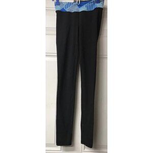 Sz 10 Girls Ivivva by Lululemon Leggings Blue Quilt/Black Reverse 29” Inseam